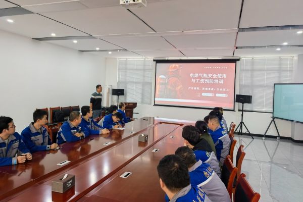規(guī)范操作流程，共筑安全防線—泰安德美機電成功舉辦工傷預(yù)防專題培訓(xùn)
